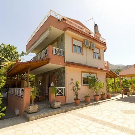 Villa Stegna Arhángelosz